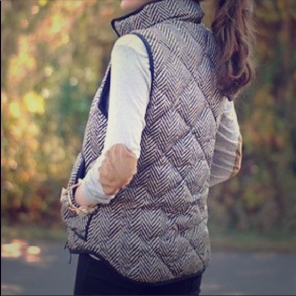J. Crew Herringbone Excursion Quilted Puffer Vest - Picture 3 of 16